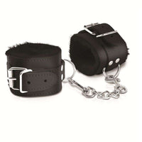 Thumbnail for Polsini fetish in pelliccia sintetica con chiusure robuste e stile sexy