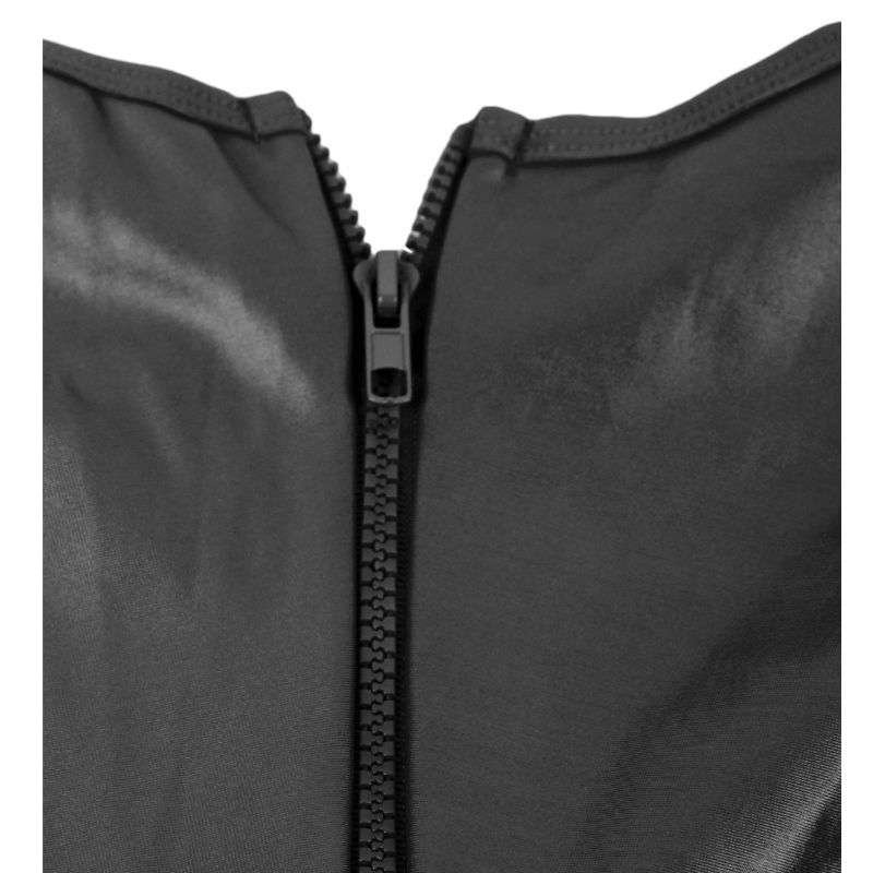 Lingerie fetish sensuale in nero lucido – Eleganza sublime e seduzione