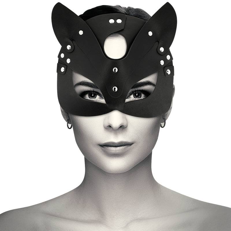 Maschera Coquette per Sesso Emozionale e Lingerie Elegante